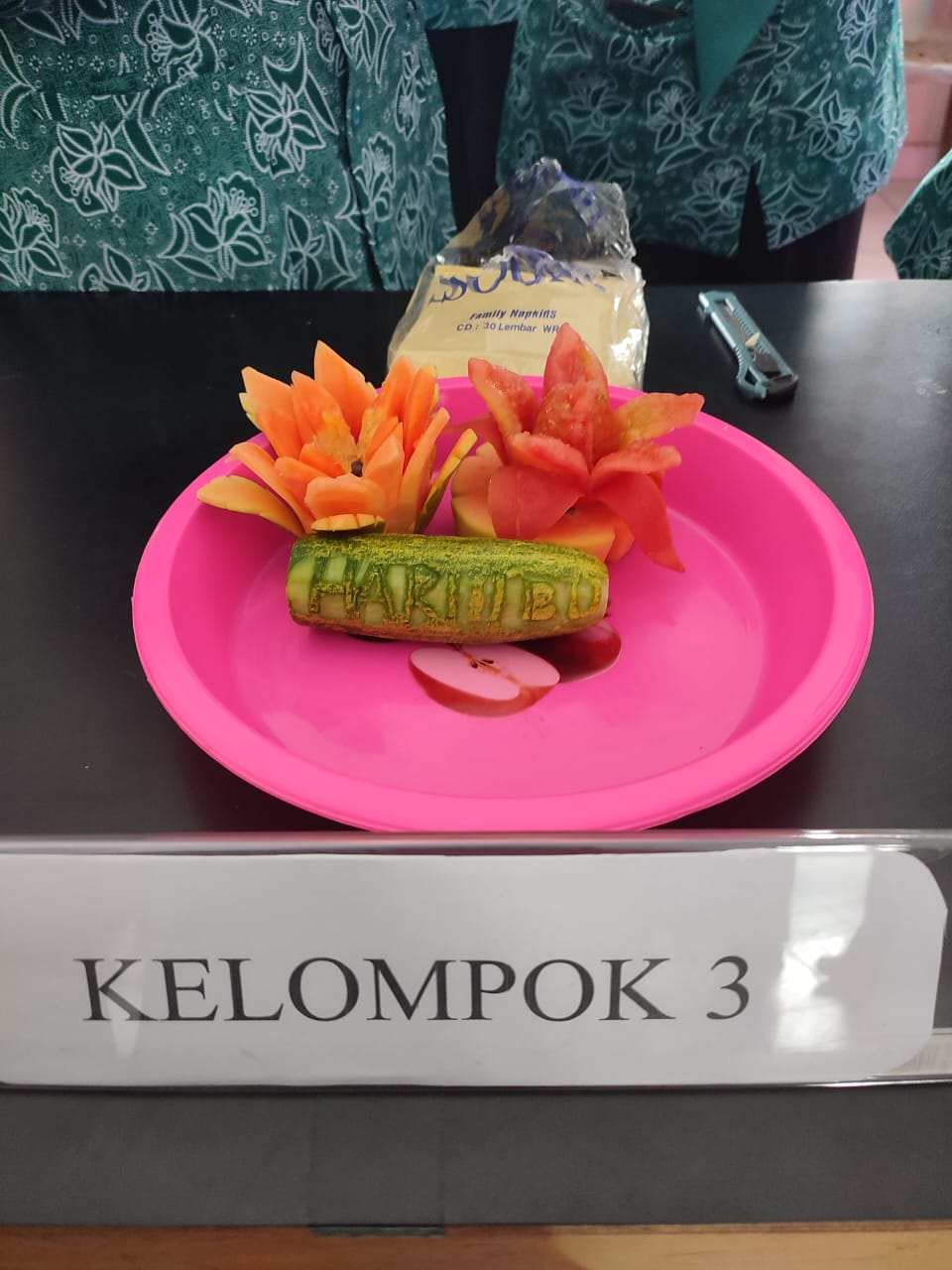 LOMBA GARNISH DALAM RANGKA HARI IBU